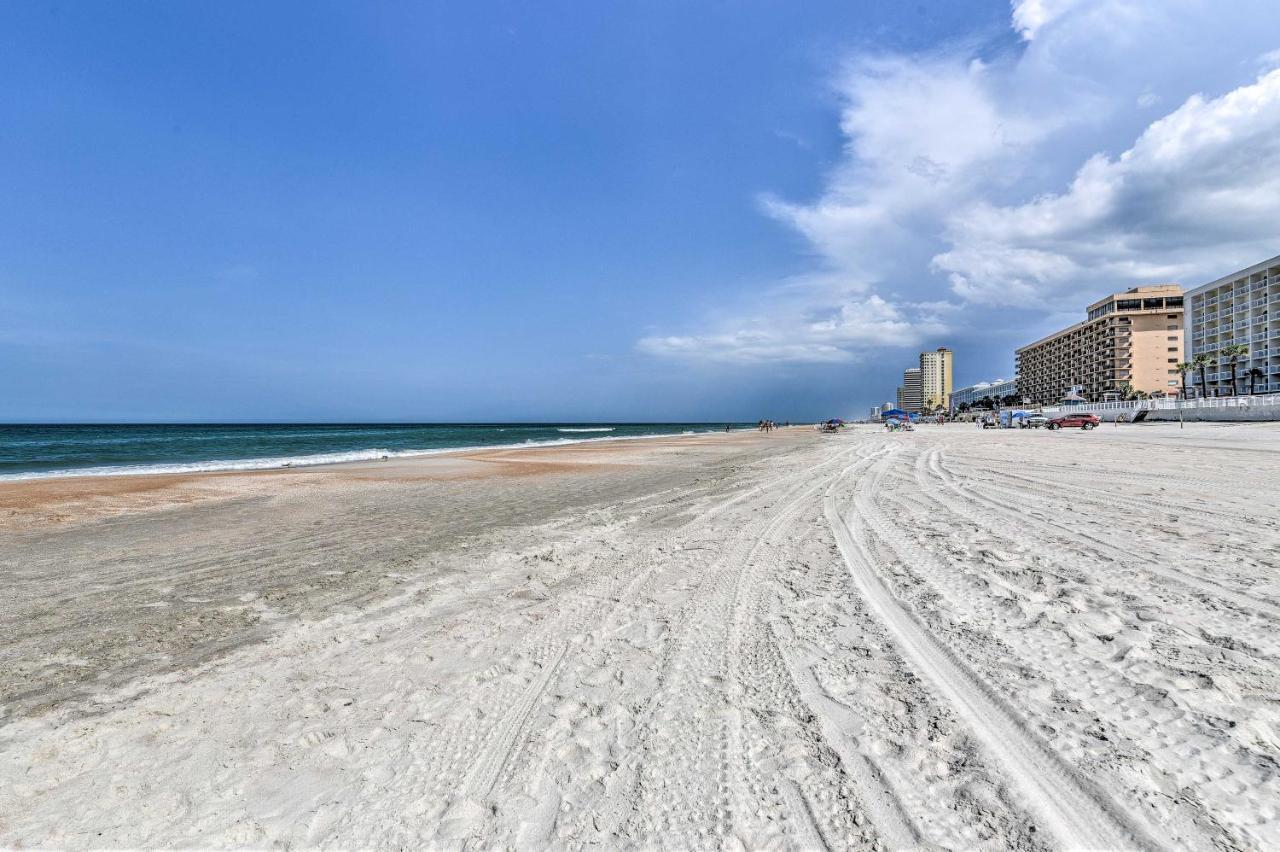 Ocean-View Daytona Beach Resort Retreat With Balcony Bagian luar foto